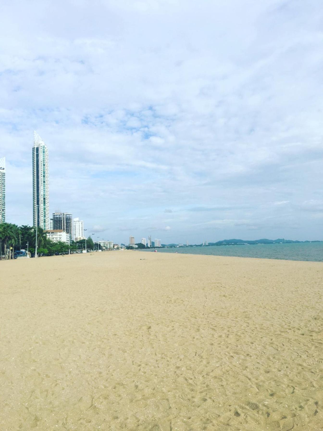 2 ห้องนอน 2 ห้องน้ำ Seaview Jomtien ชั้น18 Lejlighed Eksteriør billede